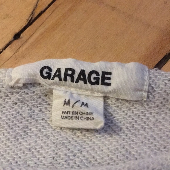 Cropped loose fitting shirt - Picture 4 of 4